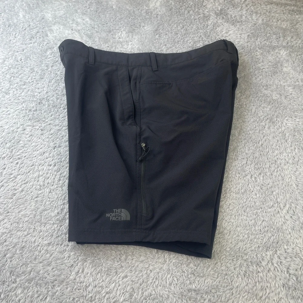 The North Face Shorts Mens 36 Black 9